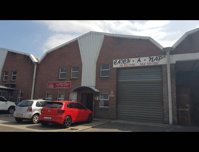 250M² FACTORY FOR SALE IN SACKS CIRCLE INDUSTRIAL